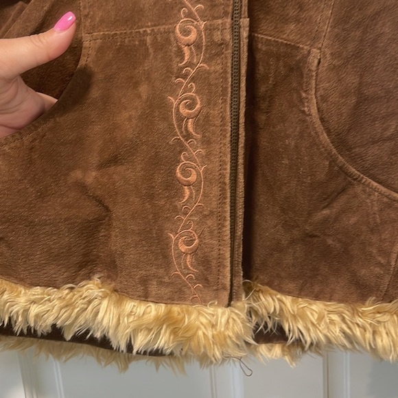 Leather brown jacket - Picture 2 of 5